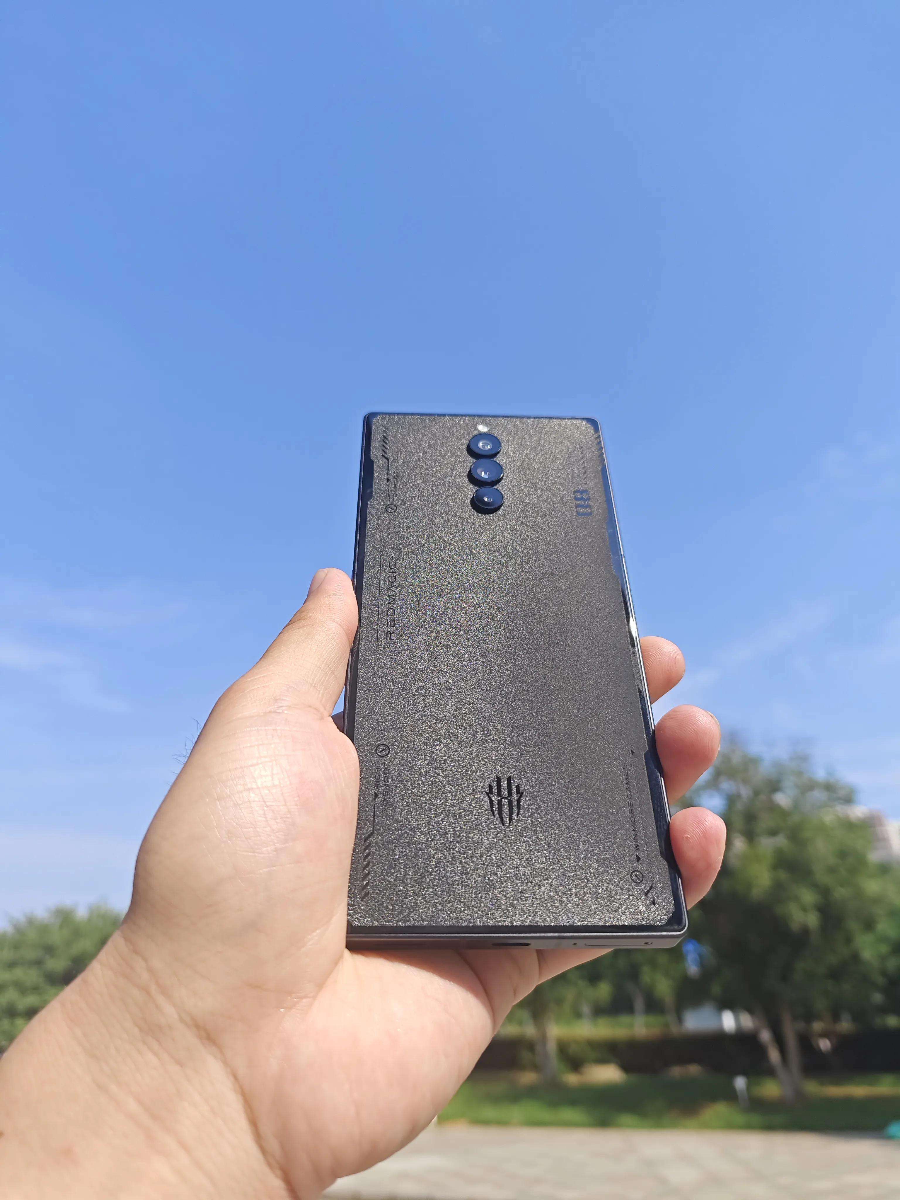 红魔8spro鉴赏科幻美学与机甲硬核,红魔8pro