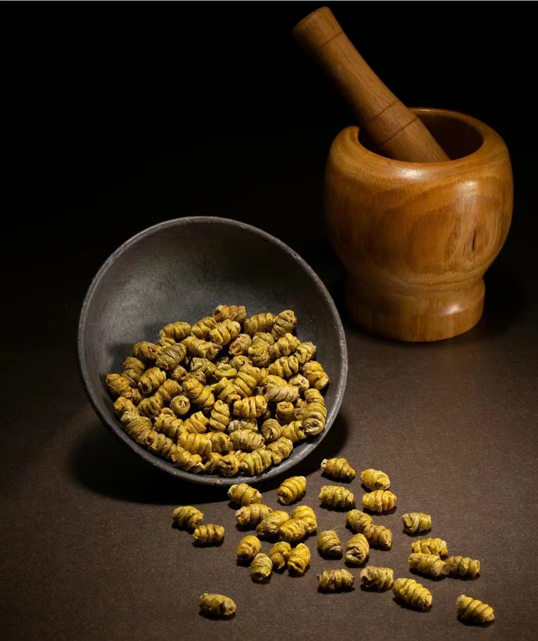 野生鲜石斛多少一克,一般野生石斛干品多少一克