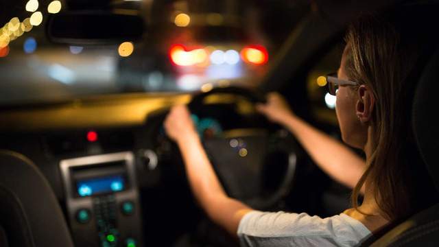 晚上开车注意事宜,晚上开车注意事项汽车