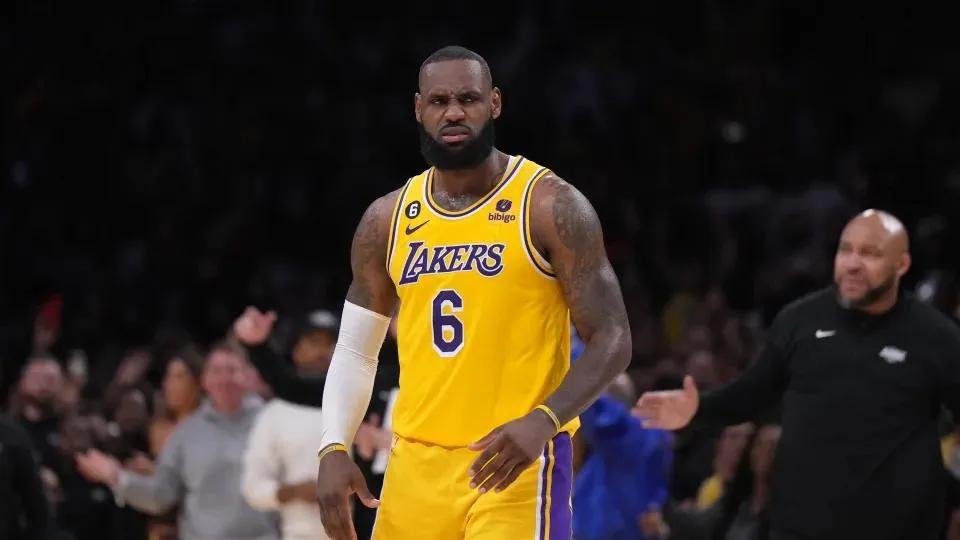 勒布朗詹姆斯打什么位置,詹姆斯各个位置命中率