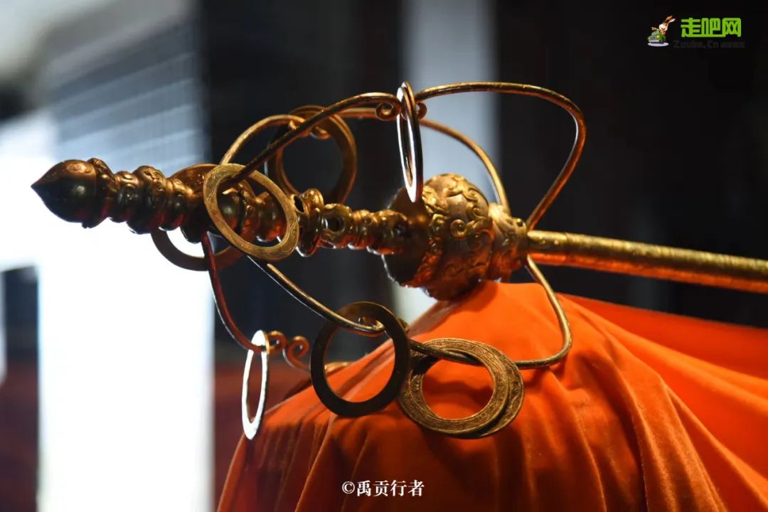 历史地理学博士，8次骑行入藏，走过中国333个地级市1800个县区