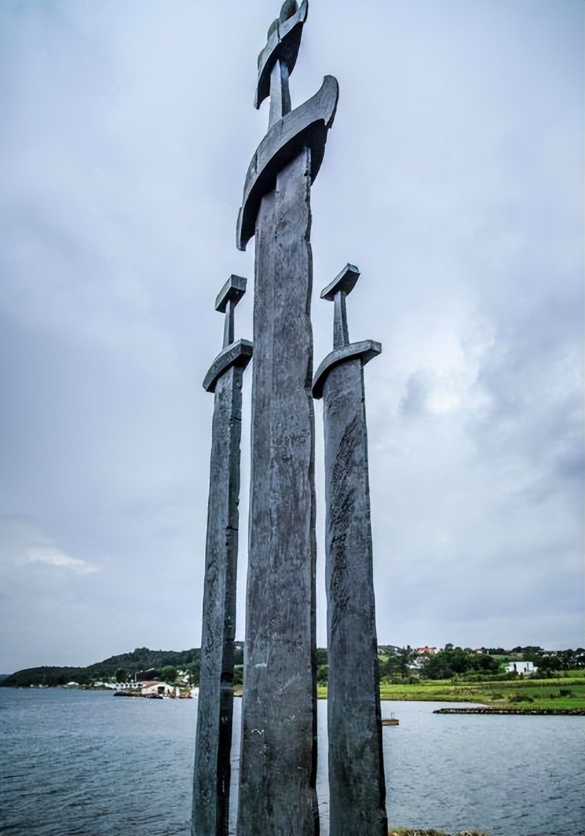 英灵殿挪威石中剑,挪威石中剑故事