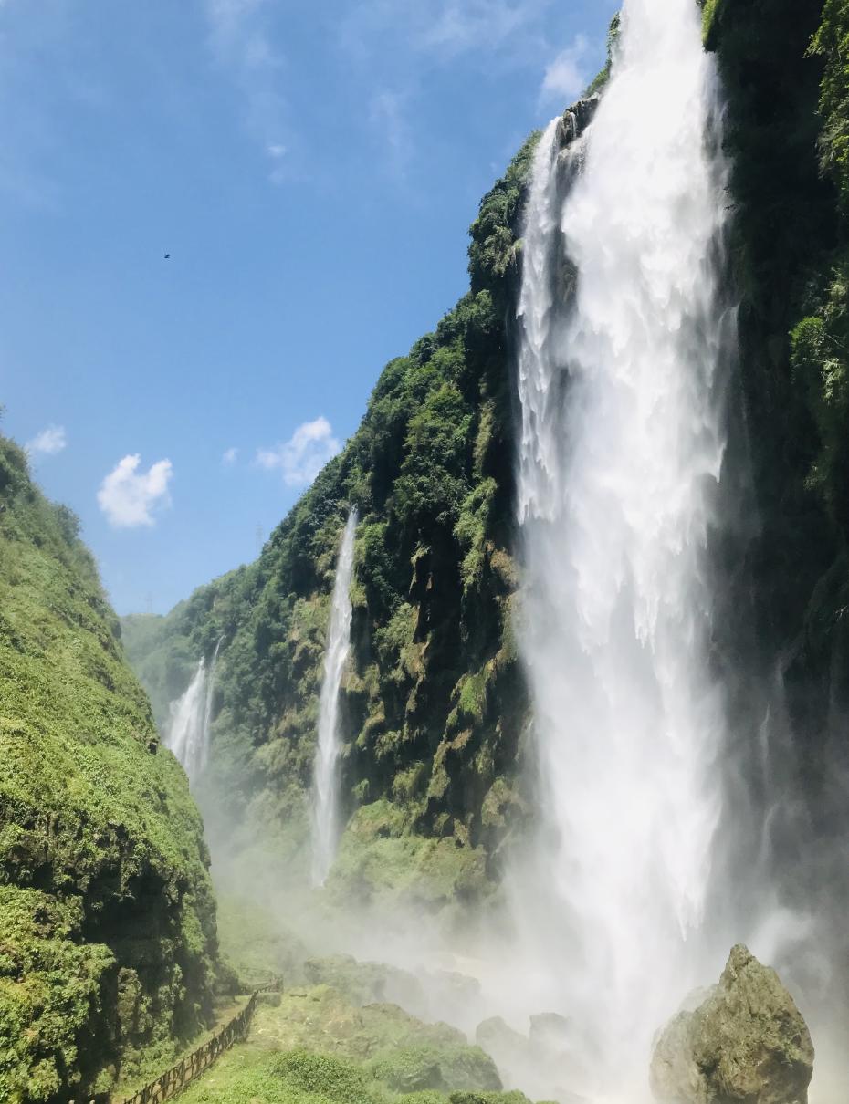 距贵阳300公里，这里被称为“地球最美伤疤”