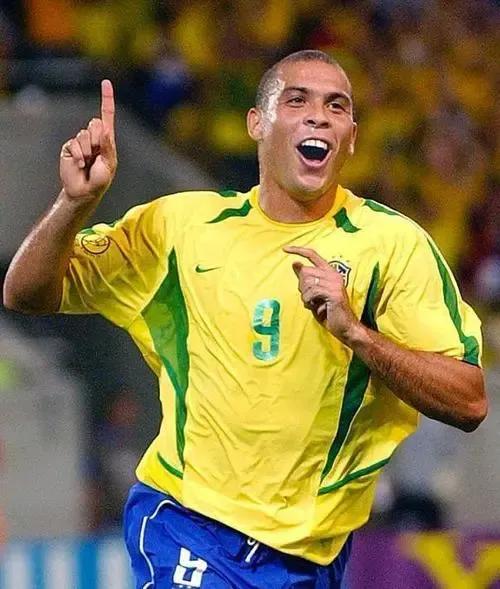 世界杯足球回忆杀,内马尔回忆巴西世界杯视频