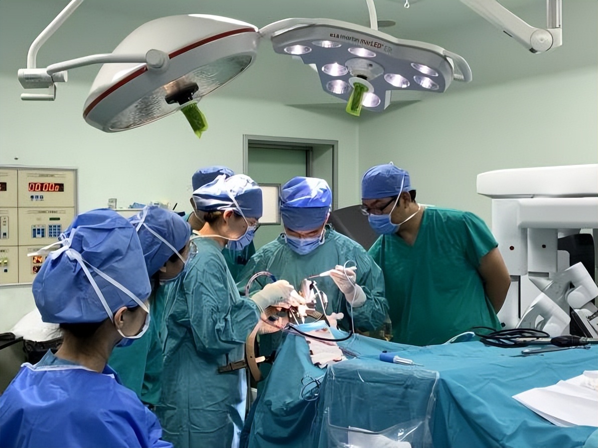 儿童抽动症做脑电波干预,儿童抽动症经颅磁刺激仪