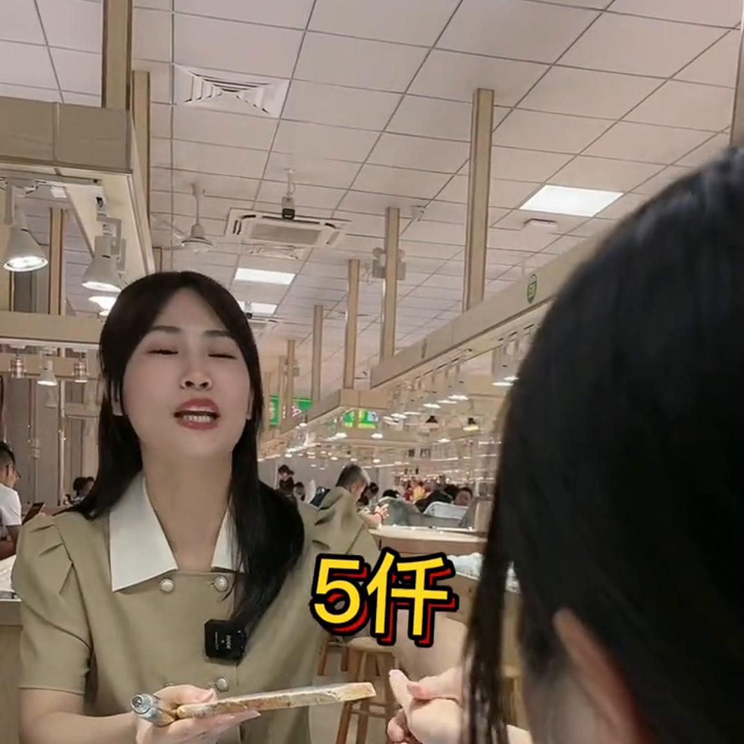 这老板都绝望了....我花中千砍下的淡春彩你们会喜欢吗...