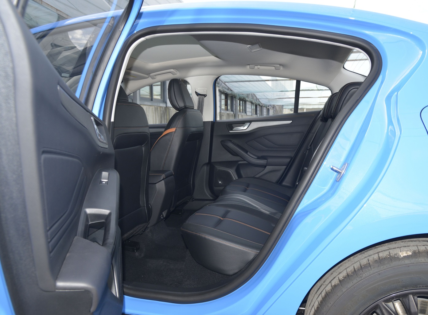 22款三厢福克斯值不值得买？自动竞速版性价比怎么样？