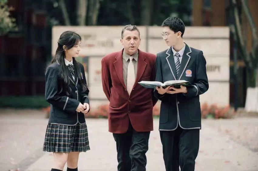 在热爱的领域闪闪发光素材,在热爱的行业里闪闪发光