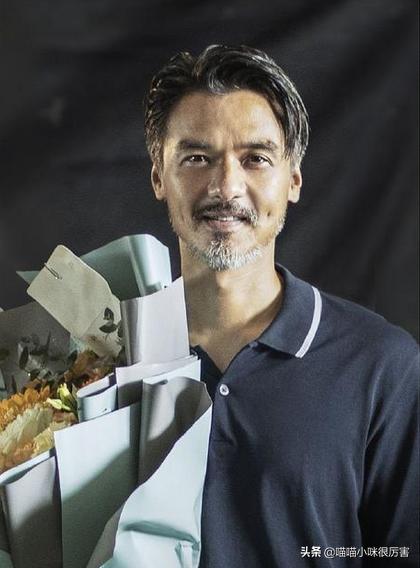 冯德伦自曝求婚舒淇细节,好丈夫对夫人不离不弃