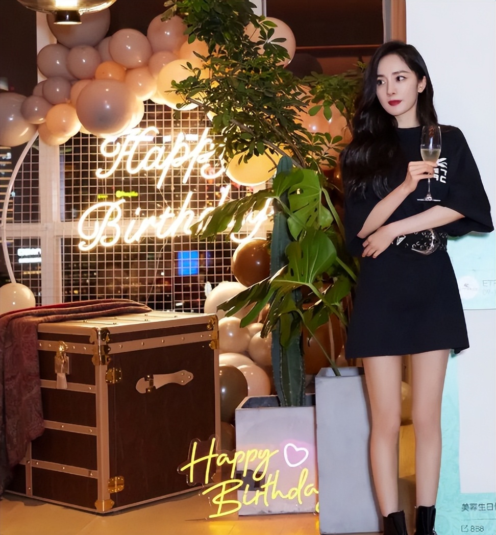 杨幂登上亿万富豪榜了吗,杨幂身价50亿完整版