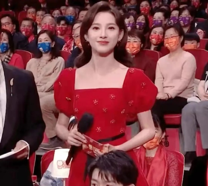 为什么是马凡舒上春晚,被春晚主持人马凡舒美到