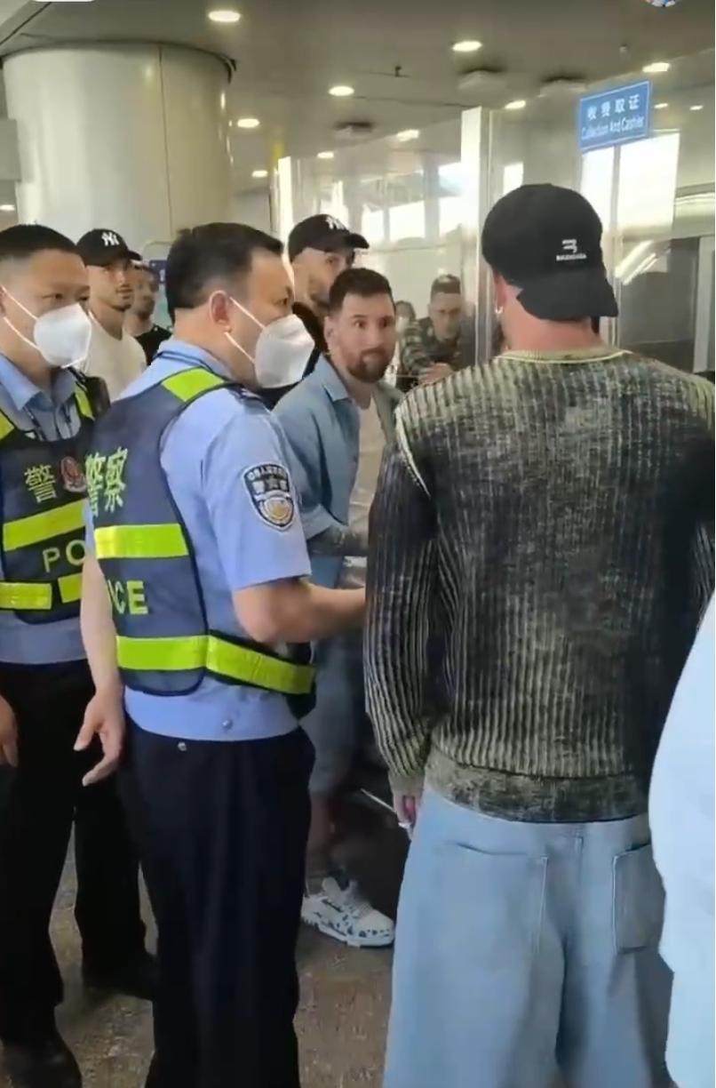 梅西北京顶流,梅西北京接机直播