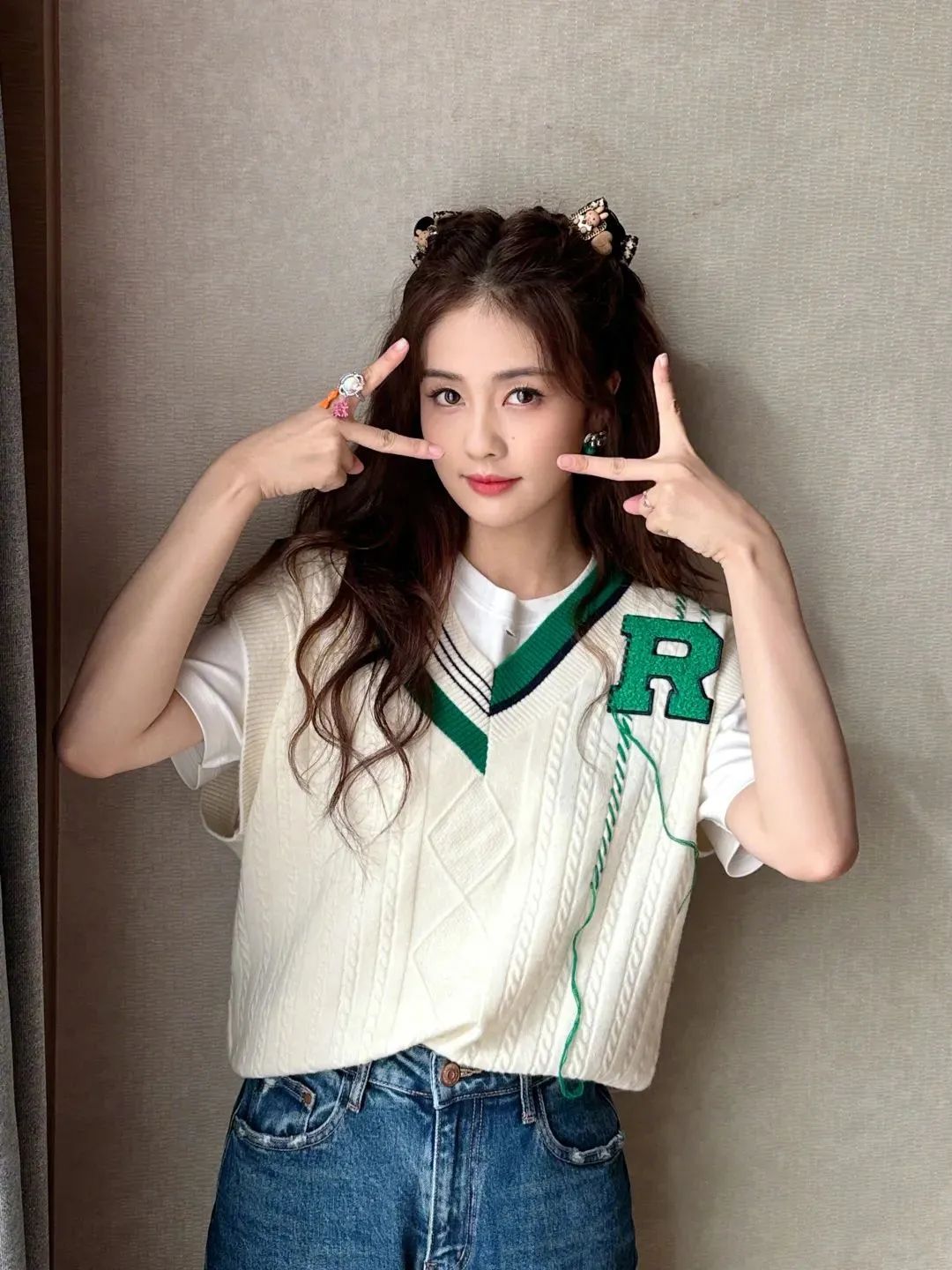 今年冬天流行显脸小的新款发型,今年流行的冬季发型减龄