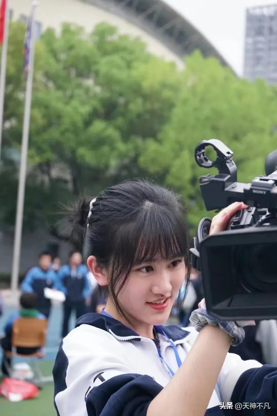 高考女孩漆嘉怡采访视频,漆嘉怡录取