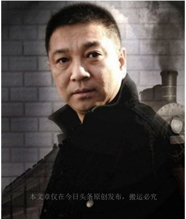 成名后抛弃妻子二婚至今未育,成名之后抛弃妻子女儿