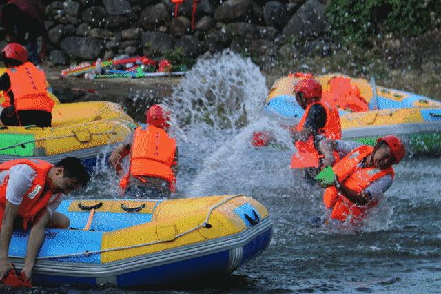 成都五天四晚游团,成都7天6晚团游