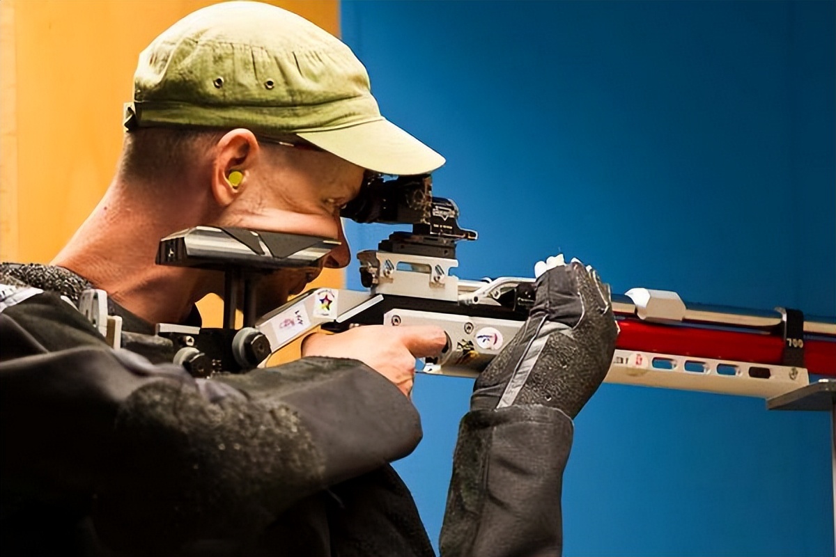 俄罗斯允许佩戴步枪吗,俄罗斯公民是否可以持有自动步枪