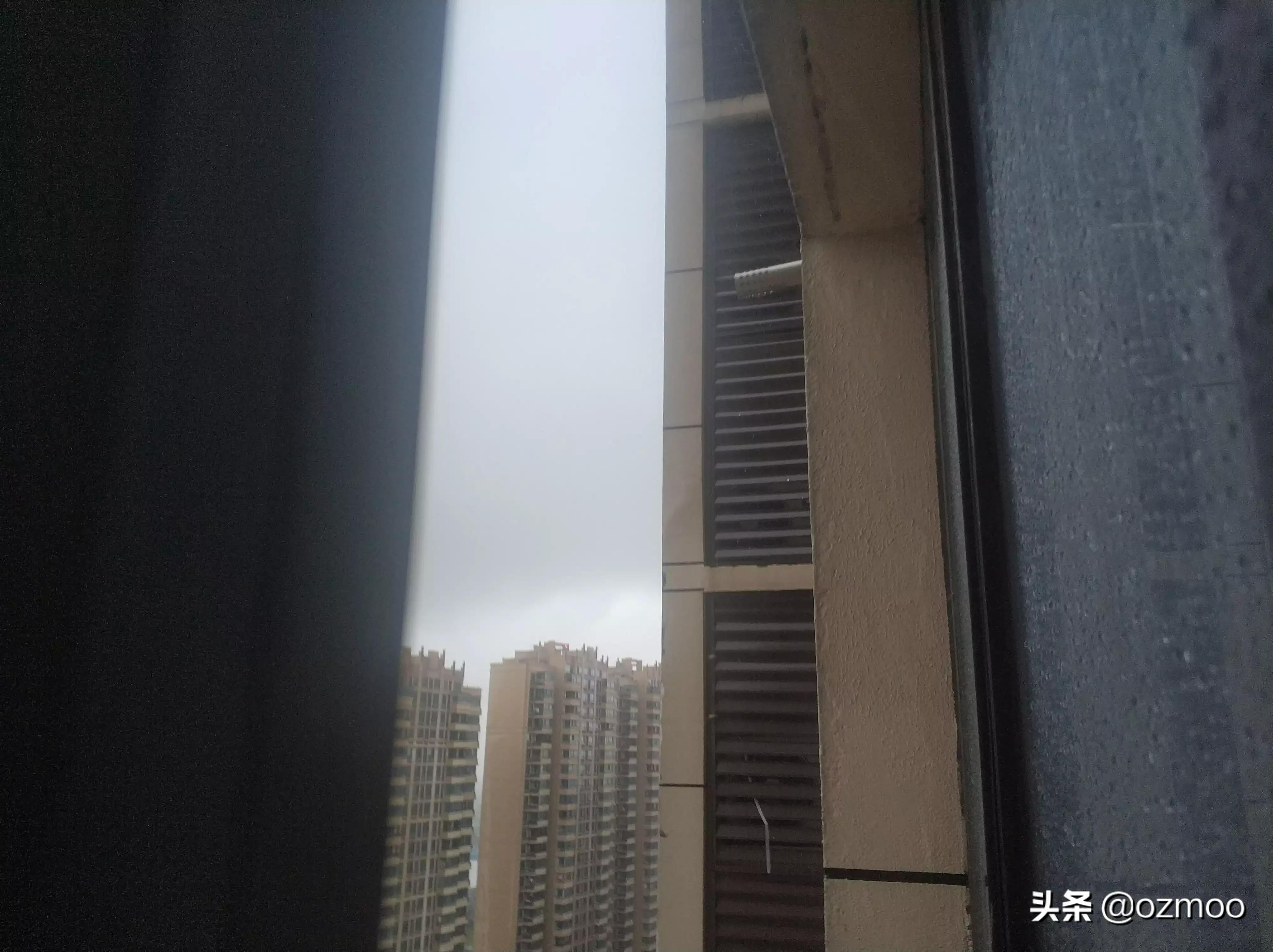 又是烟感报警，又是水漫厨房，这厨房是咋啦？还有救吗？