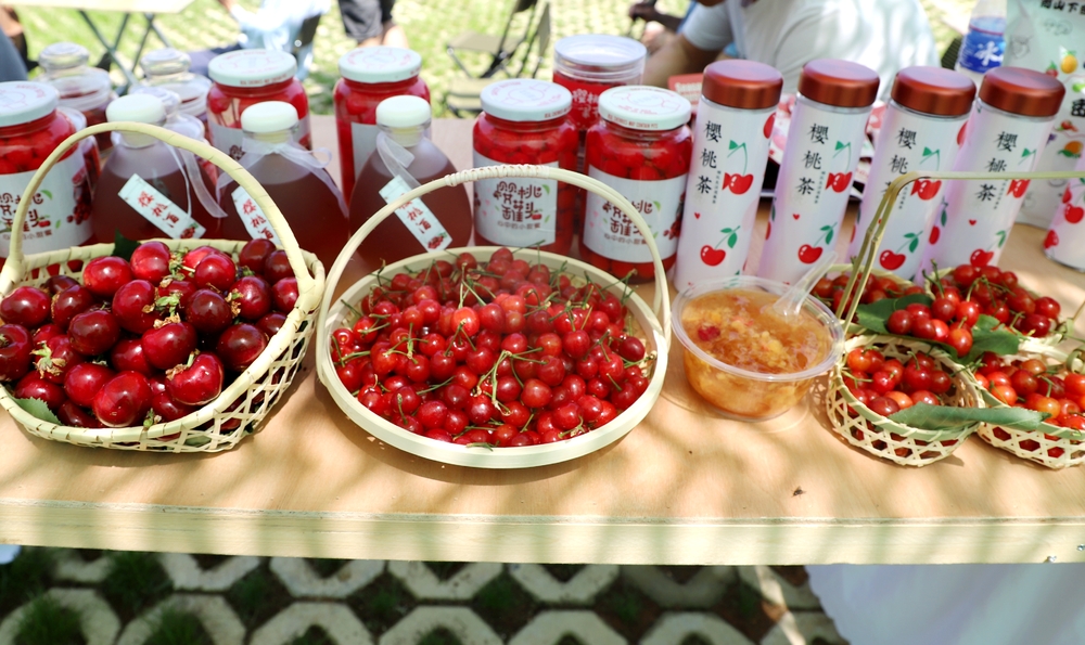 红玛瑙樱桃米易,米易县樱桃红