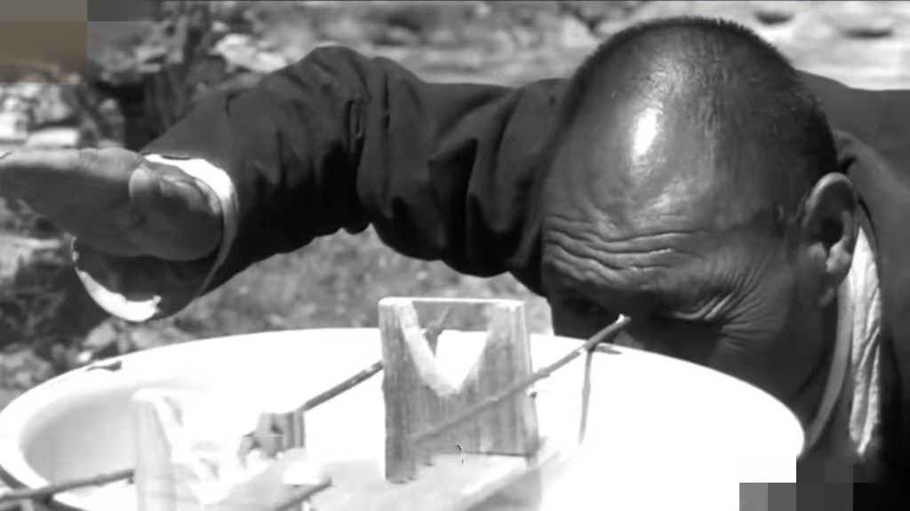 红旗渠的修建削平了1250个山头,红旗渠的修建削平了多少山头