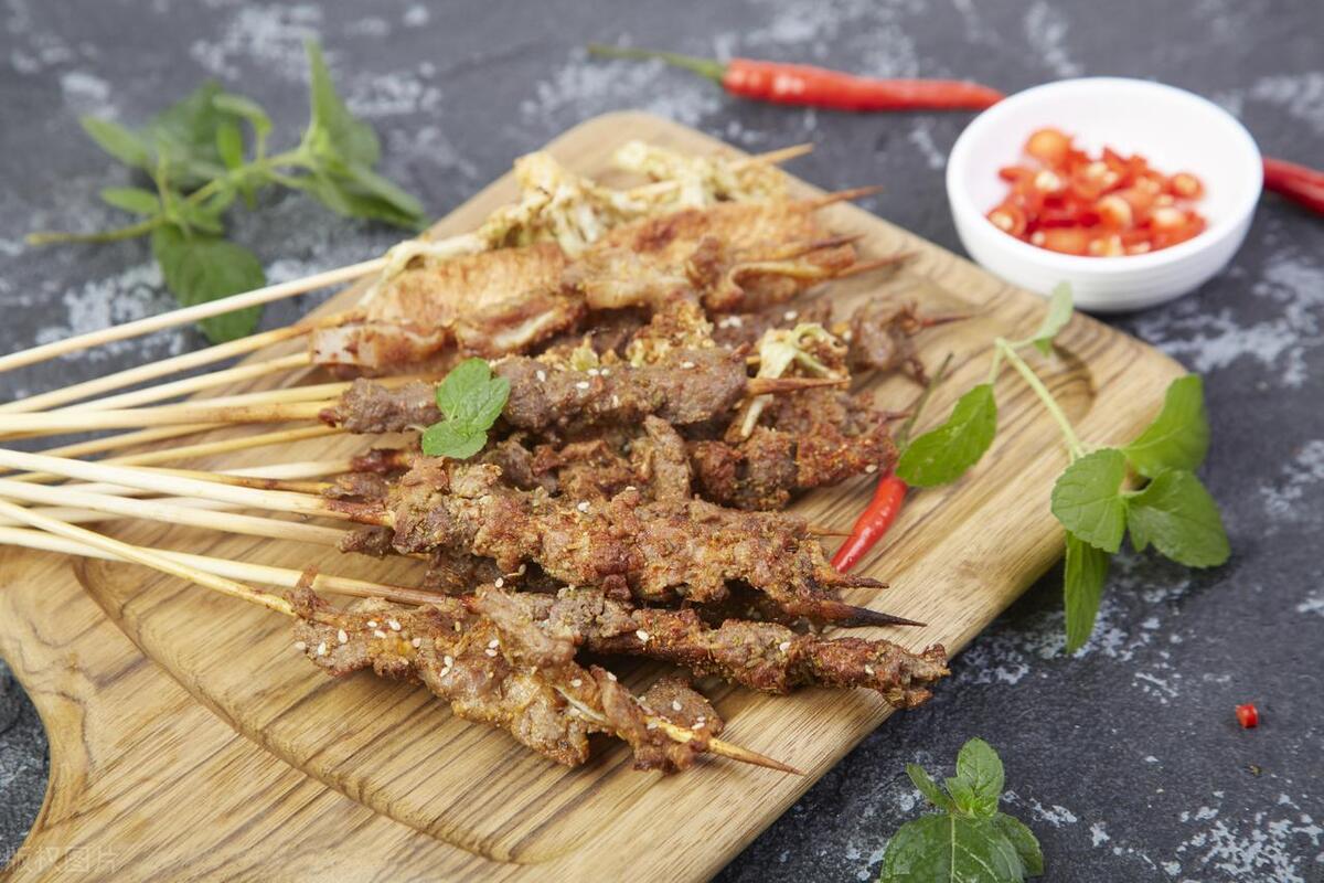 投资几千元就能年入几十万的生意,做什么生意可以年入100w