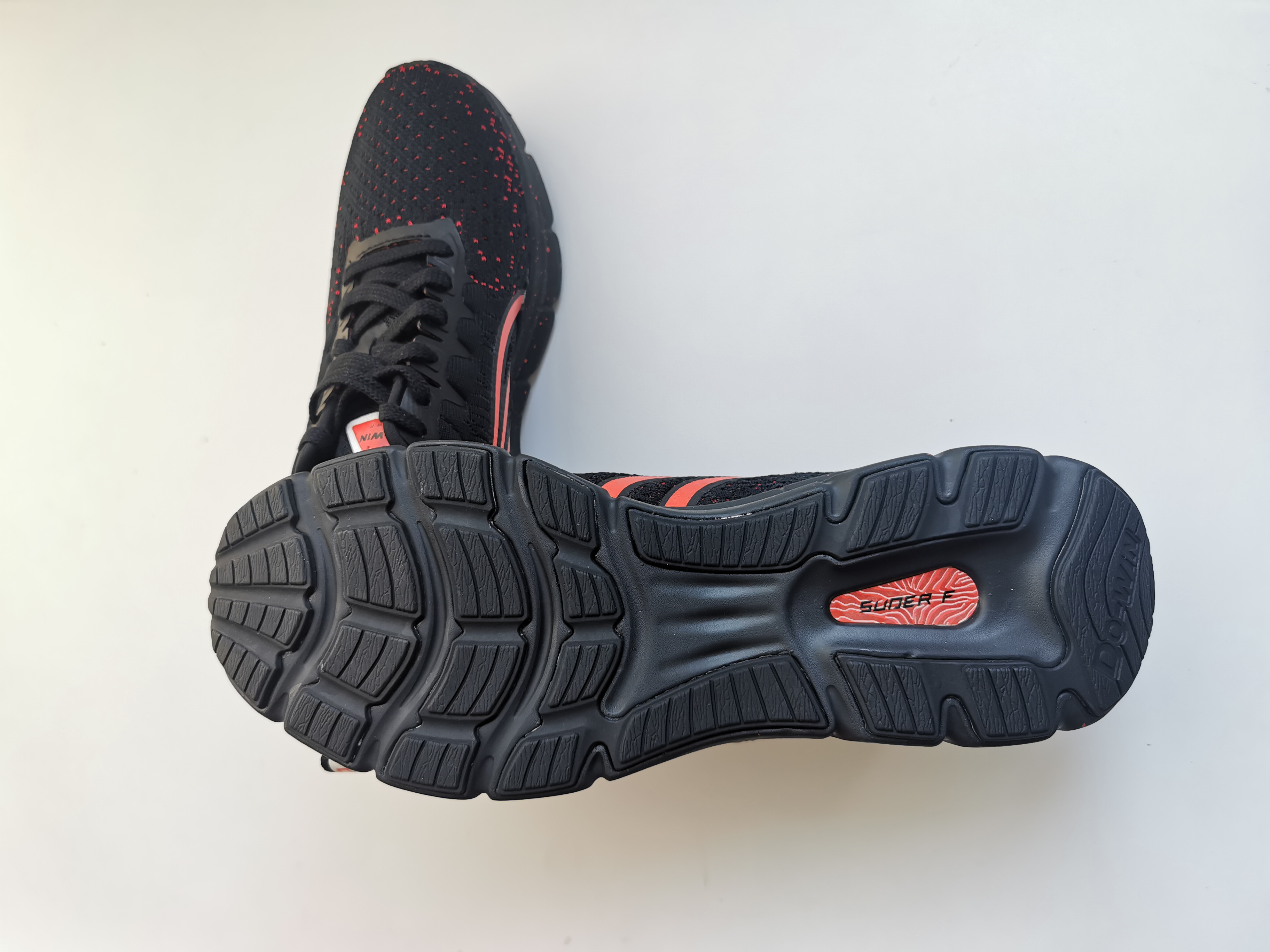 多威跑鞋哪一双最值得入手,多威临界一代适合多大体重