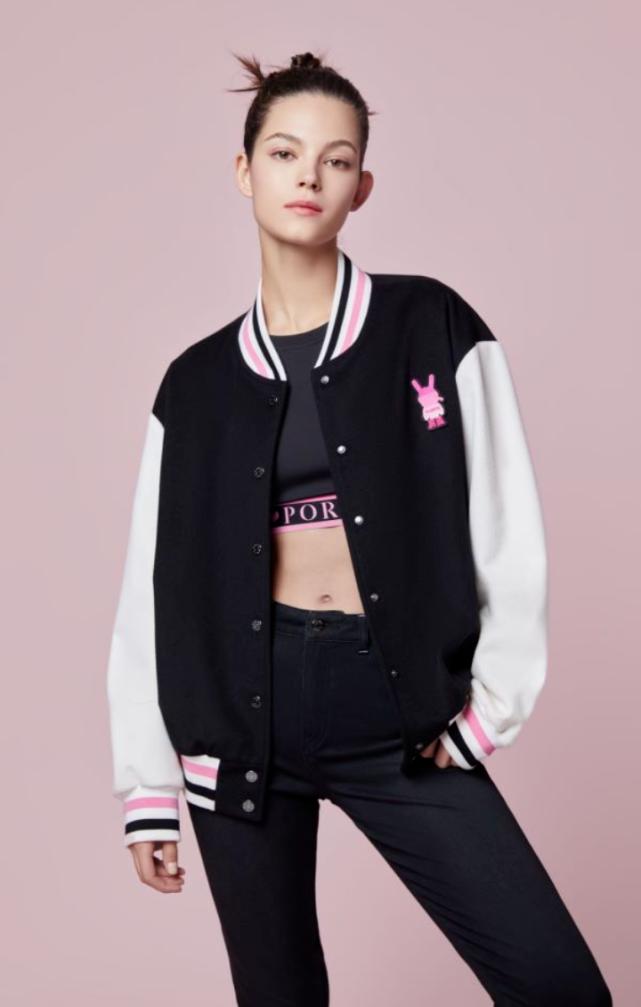 2023兔系氛围穿搭|盘点7个时尚品牌「兔年胶囊」，你喜欢哪一款？