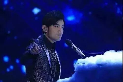 跌倒又站起来的励志歌曲,励志歌曲最火前十名抖音