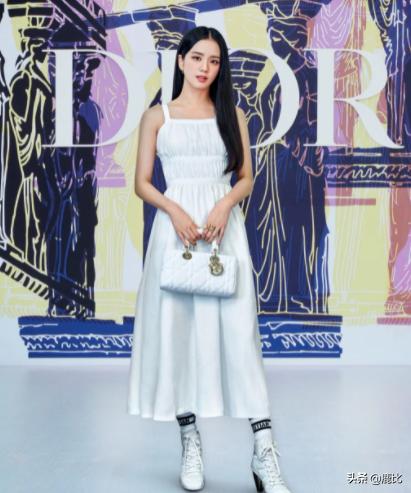 ladydior戴妃包丝绒,美到窒息的迪奥戴妃包