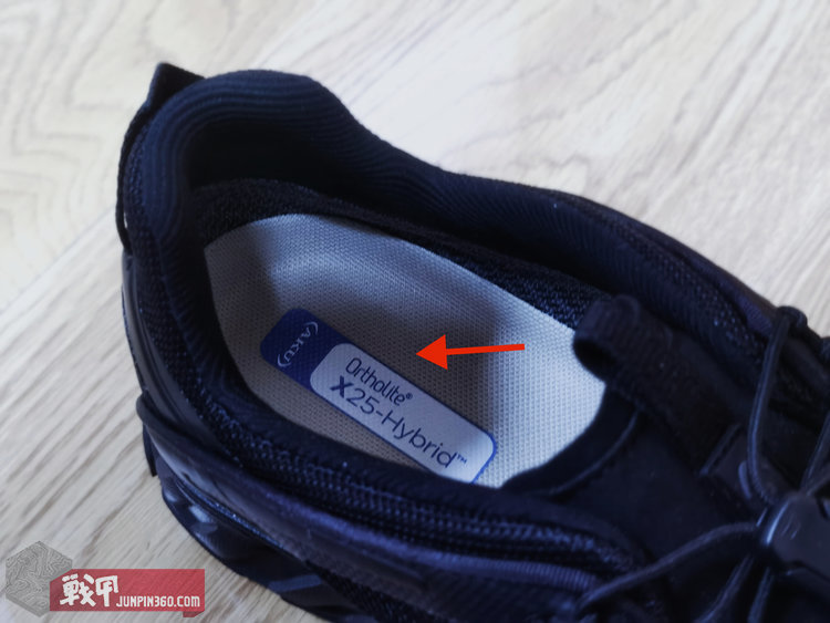 空降到“大秦”上空的萨瓦迪卡