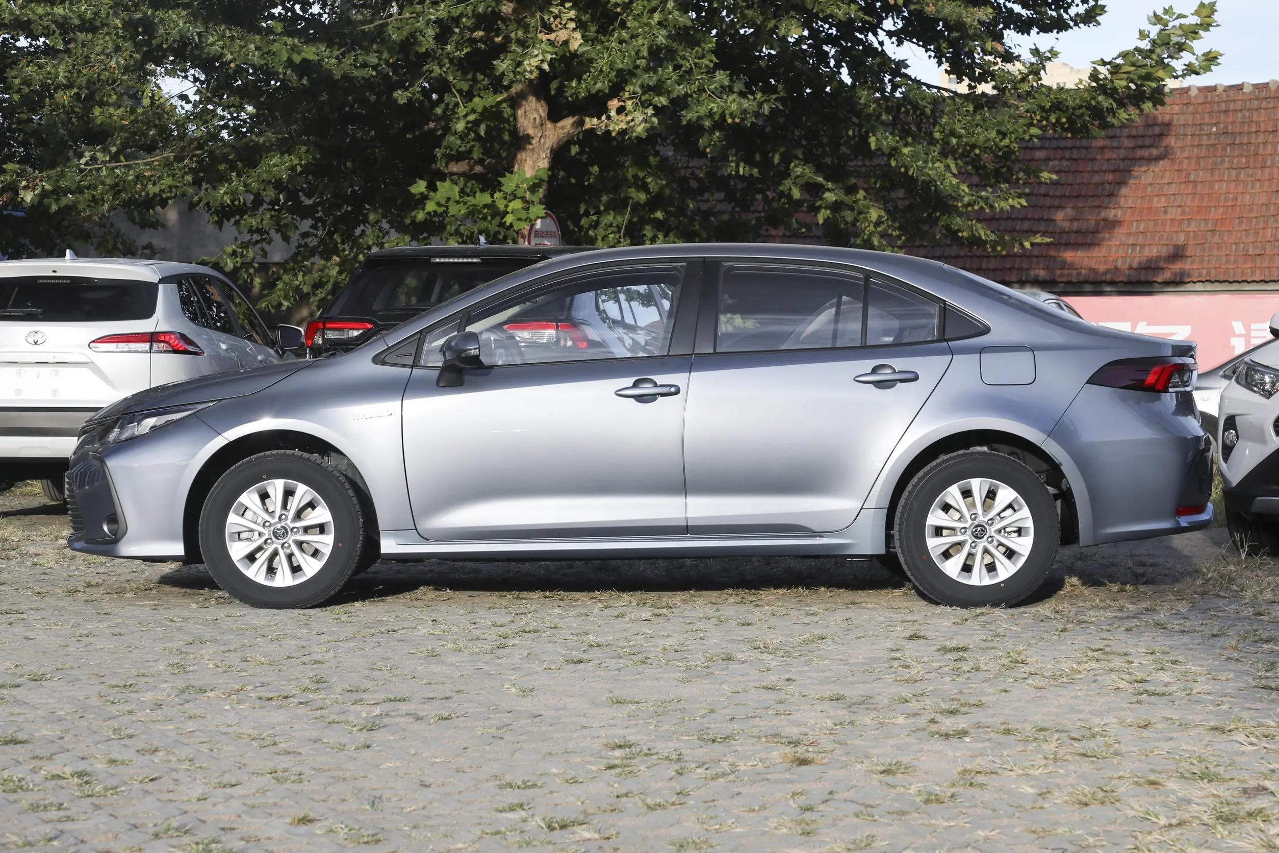 宽敞省油还运动10-15万家轿大推荐,30万左右燃油车油耗低合资suv推荐