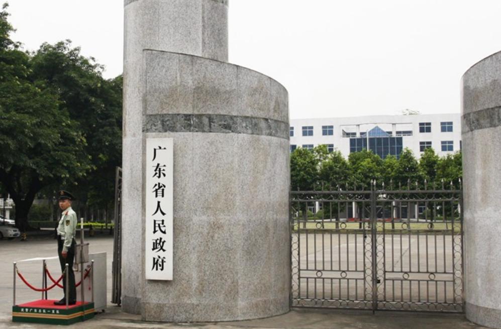 中国第一位办手机号码的人，当时号码随便选，最终他挑了什么号？