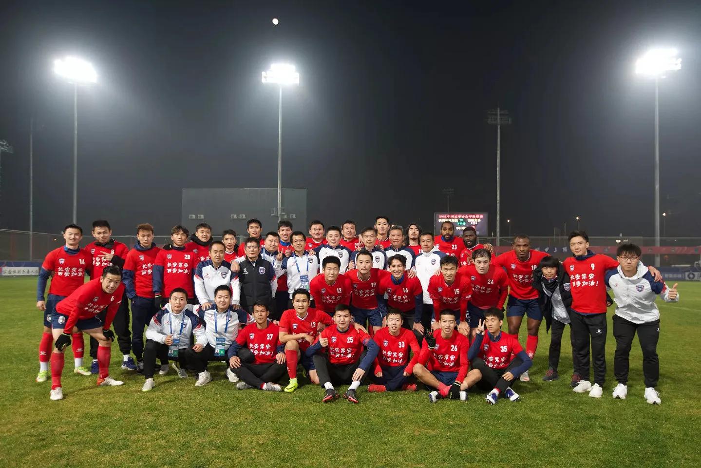 武汉三镇足球队冲超成功,武汉三镇队冲超成功