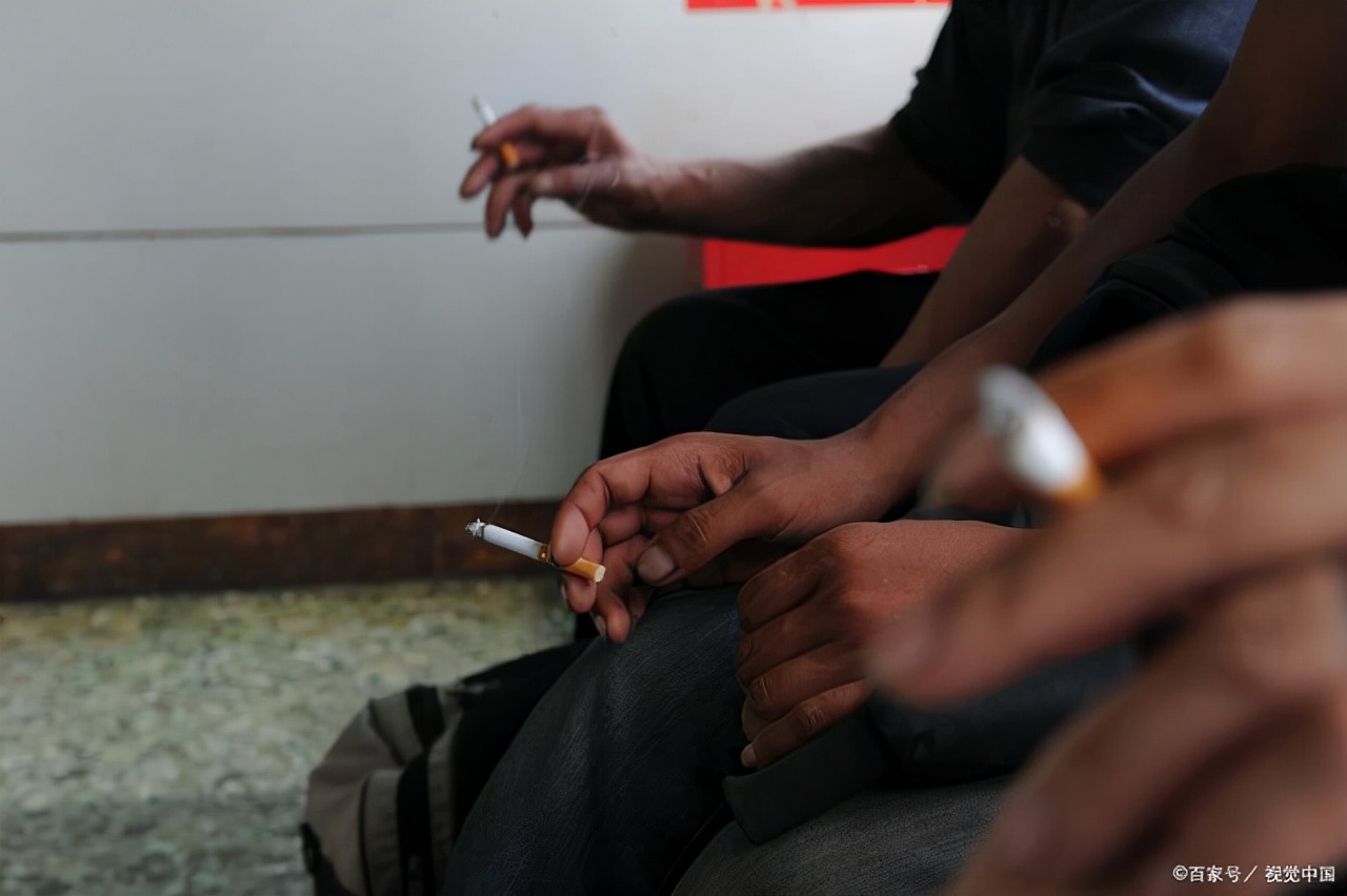 4个行业很暴利普通人也能赚大钱,4个低成本的小生意月入上万不难