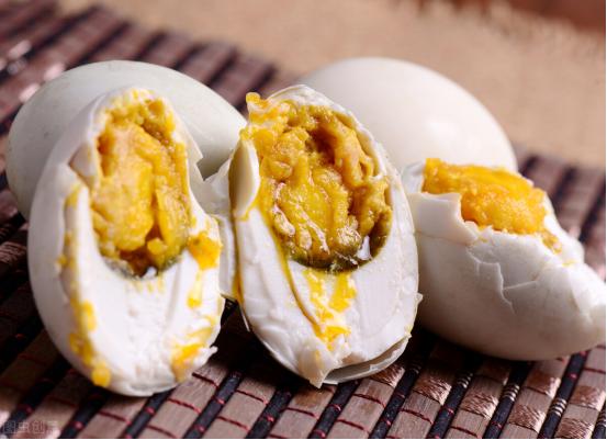 中年人怎样吃鸡蛋最有营养,鸡蛋鸭蛋鹅蛋哪种蛋营养价值最高