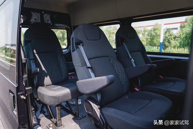 动力强操控好制动好的平民车,动力强刹车好的电动车