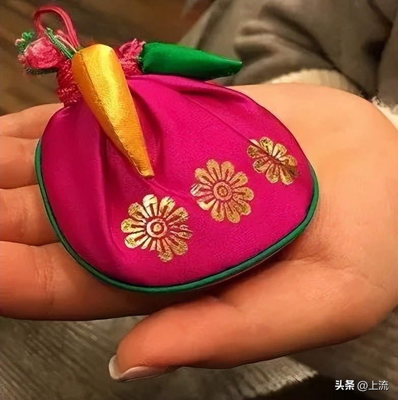 澳洲公袋鼠,澳洲的公袋鼠