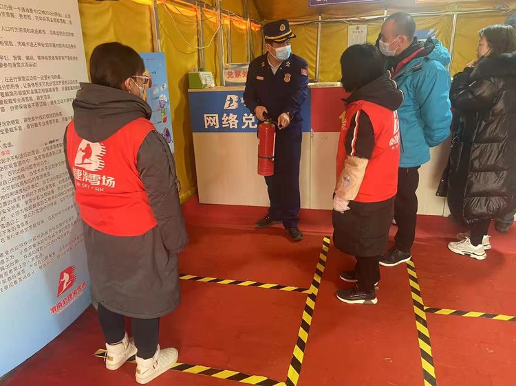 构筑节前消防安全防火墙,新晃多彩活动筑牢消防安全防护墙