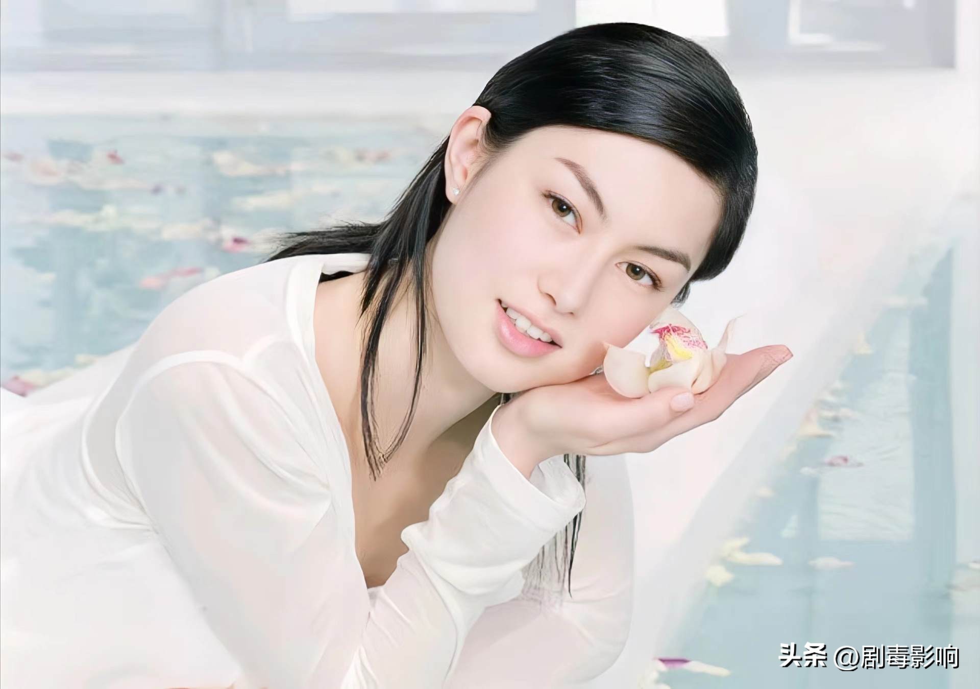 当年令人惊艳的玉兰油,最美玉兰油女孩