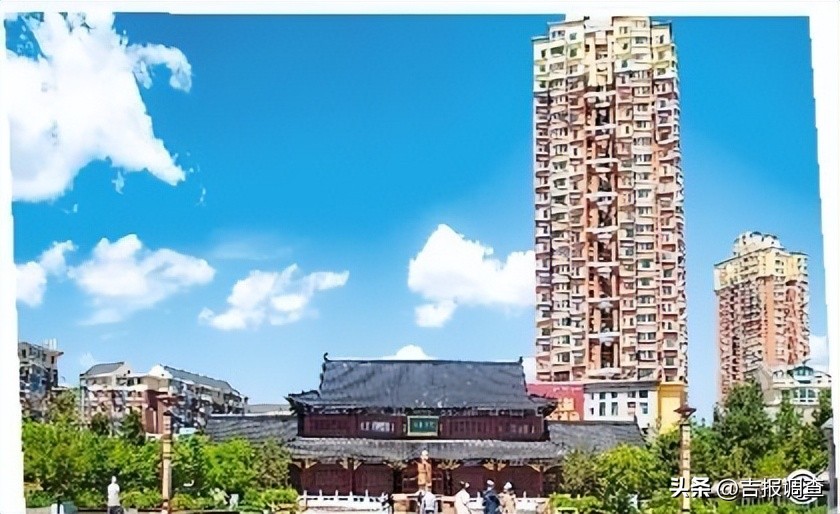 蔚蓝的天空清澈的河水,蔚蓝的天空碧绿的海水图片