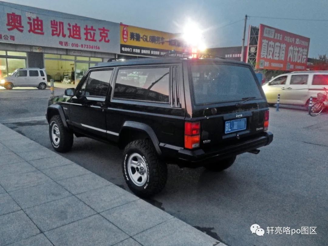 吉普进口切诺基,2020款jeep大切诺基超性能