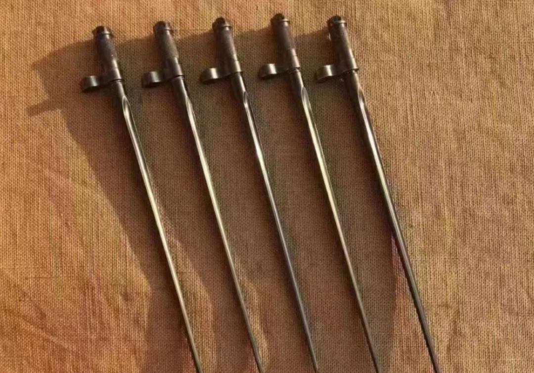 三棱军刺什么时候用在战场,三棱军刺的介绍