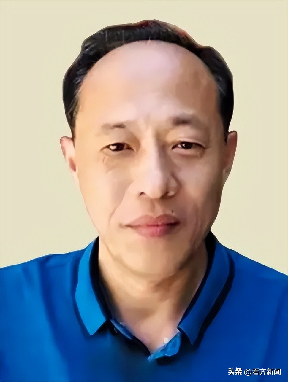 榻愰綈鍝堝皵琛℃按绉佺珛楂樹腑,榻愰綈鍝堝皵琛℃按楂樹腑