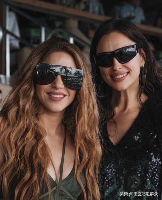 c罗前女友街头大秀好身材,c罗女友乔治娜泳衣广告