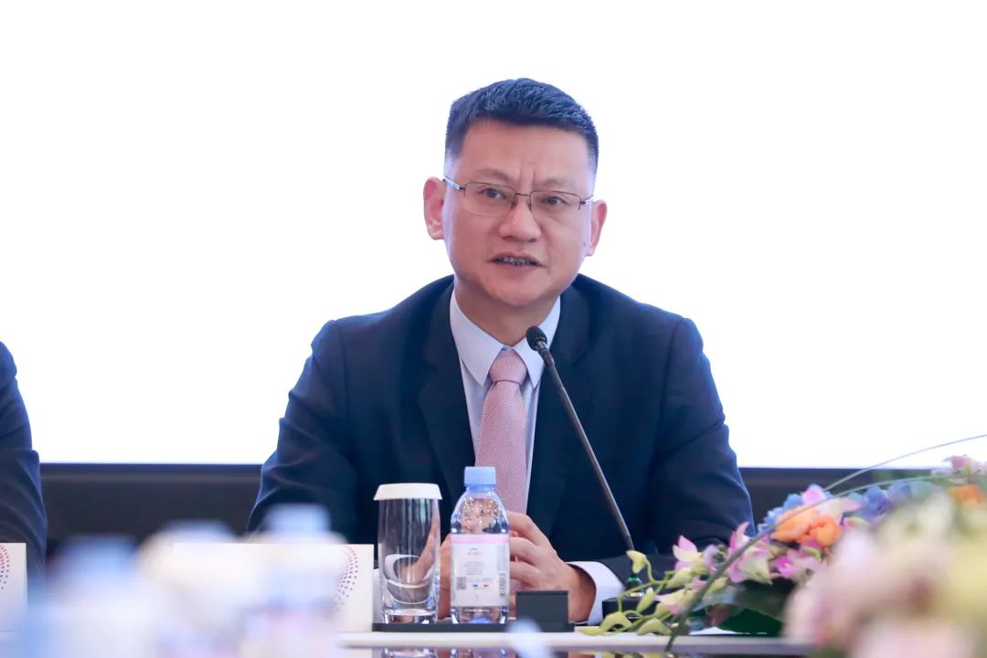 华为一场没有硝烟的战争,华为打了一场翻身仗