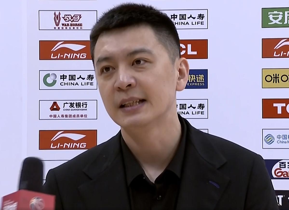 辽篮联赛第二被坑,裁判3大误判杨毅都看不下去,杜锋广东捡漏了