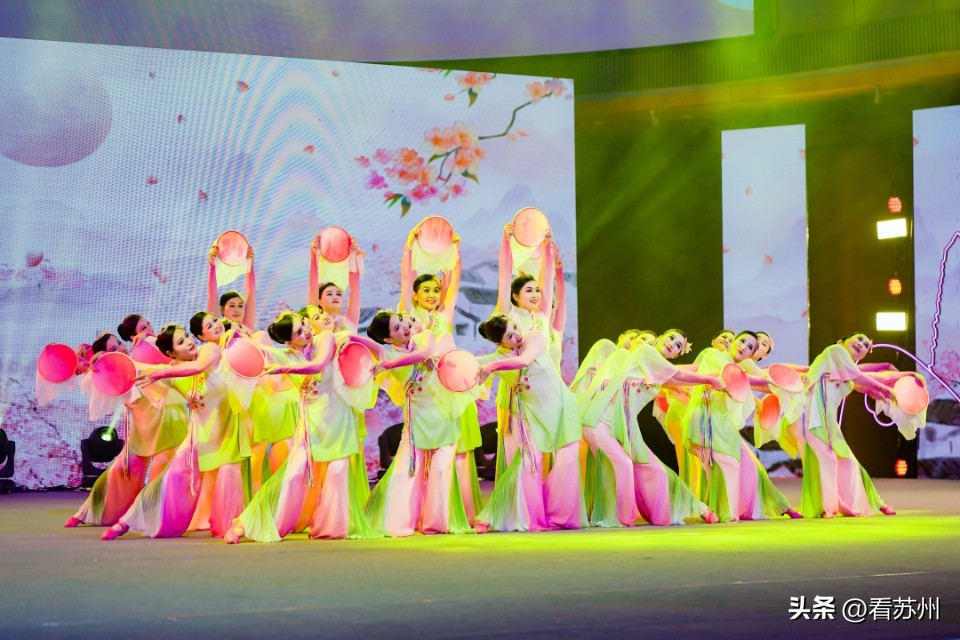 2022舞动江苏全省广场舞展演赛,塘桥镇杯2023年全国广场舞大赛