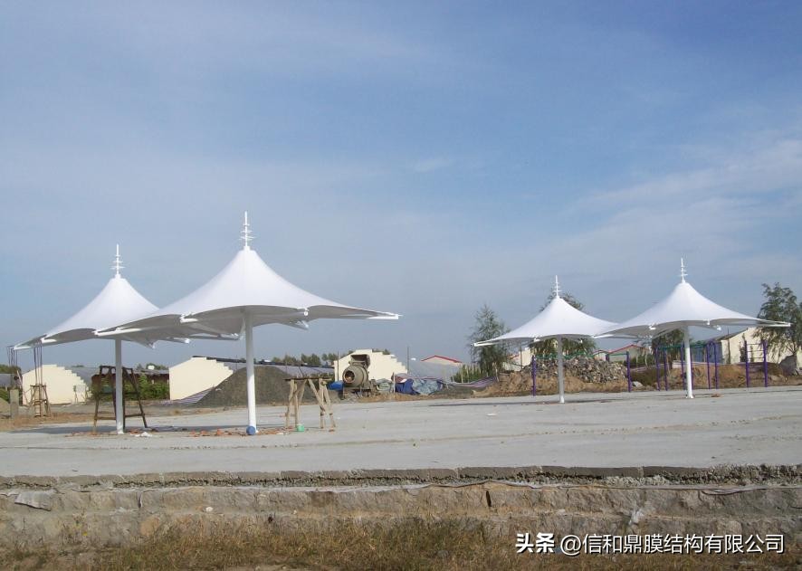 张拉式膜结构景观遮阳棚价格,大型膜结构景观遮阳棚安装