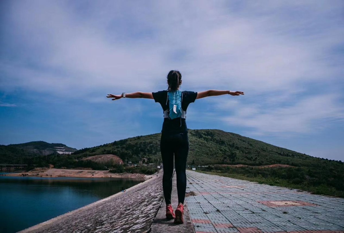 爬完山小腿肌肉酸痛怎么缓解,爬完山酸痛是什么原因