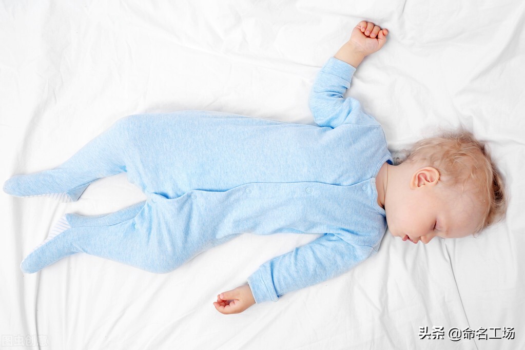 2022虎年最旺男孩名字有草有水,男孩名字2022年七八月份虎年宝宝